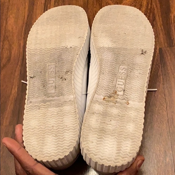 𝅺guess white shoes size 12 medium - Picture 8 of 8